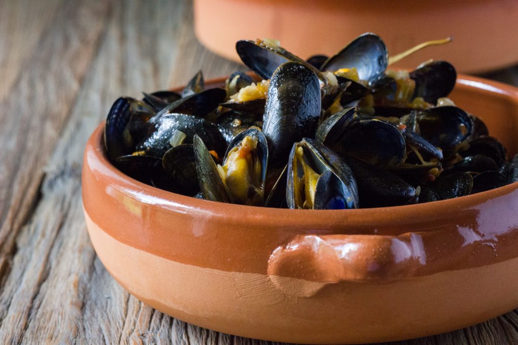 Musclos a la marinera (Mejillones a la marinera)